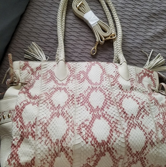 Carlos Falchi Handbags - 🎉🎉2X HP🎉🎉Chi Snakeskin CarlosFalchi Handbag👜